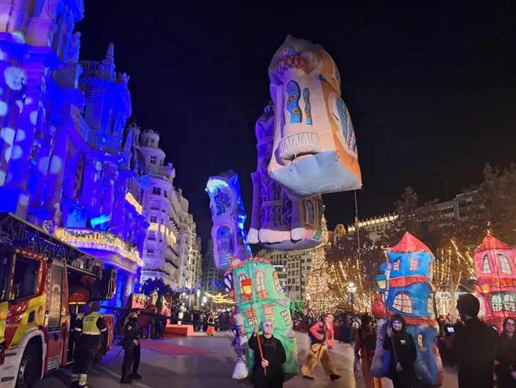 La otra crónica de la Cabalgata de los Reyes en Valencia