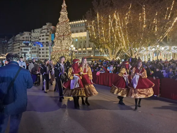 La otra crónica de la Cabalgata de los Reyes en Valencia