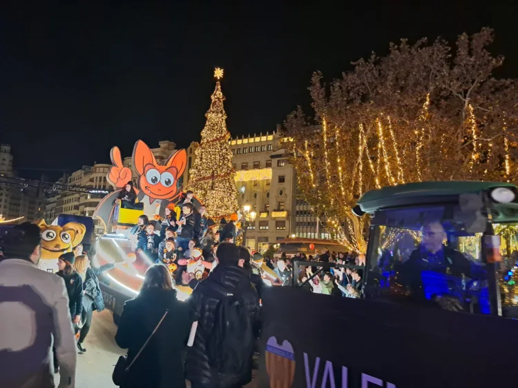 La otra crónica de la Cabalgata de los Reyes en Valencia