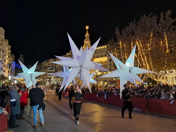 La otra crónica de la Cabalgata de los Reyes en Valencia