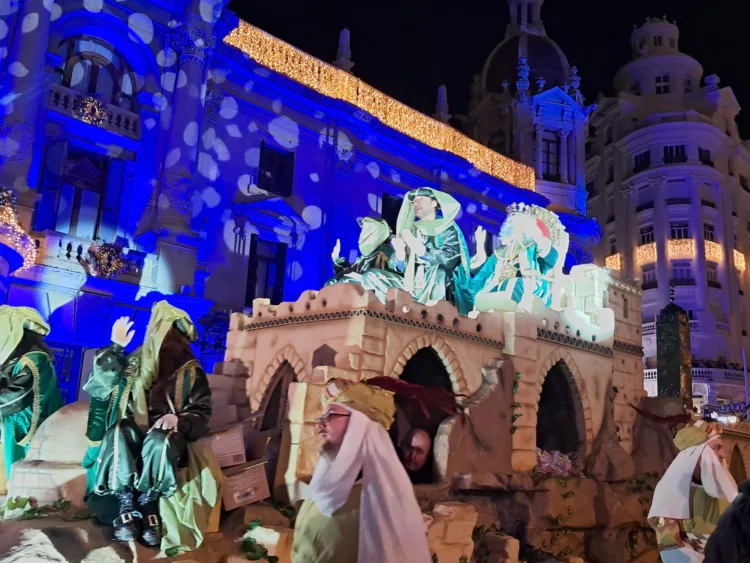 La otra crónica de la Cabalgata de los Reyes en Valencia