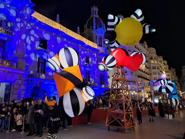La otra crónica de la Cabalgata de los Reyes en Valencia