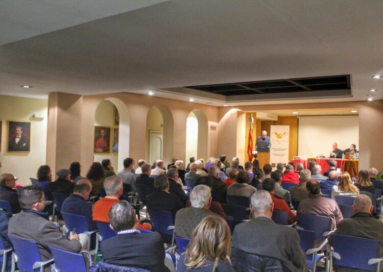Els Quatre Evangelis en llengua valenciana es presenten en societat en Lo Rat Penat