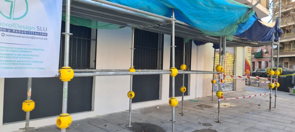 Vecinos de Zaidía denuncian la masificación de pisos turísticos y la degradación del barrio 5 apartamentos turisticos20241226 113422 4