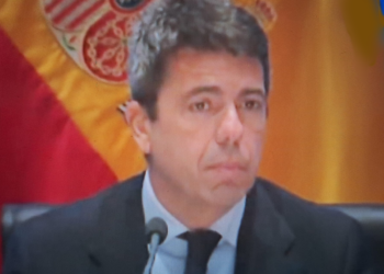 La ex-consellera Salomé Pradas llamó 3 veces a Mazón entre 18:30 y 19:43 horas el día de la #DANA