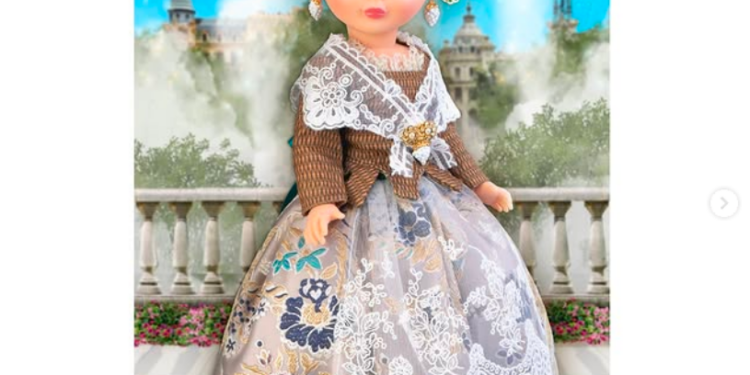 Famosa lanza la nueva Nancy Fallera de colección en Honor a Valencia tras la #DANA