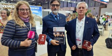 El concejal de Cultura de Vox, José Manuel Palanca, refuerza la presencia de Massamagrell en FITUR 2025