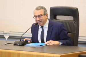 El Pleno de la Diputación exige la retirada del nuevo registro de viajeros por sus efectos negativos sobre el turismo 2 diputacion alicante1