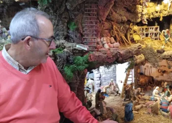 Los Belenes de Miguel Ángel Falcó toda una tradición en Cullera