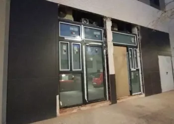 Vecinos de Patraix inician acciones legales contra la instalación de apartamentos turísticos en su edificio