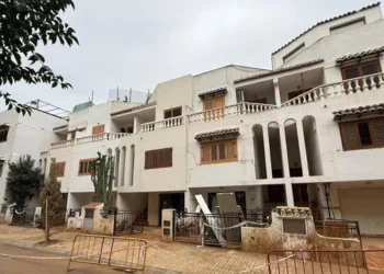 Cinco familias de Catarroja pierden sus hogares tras la DANA y afrontan el derribo de sus viviendas