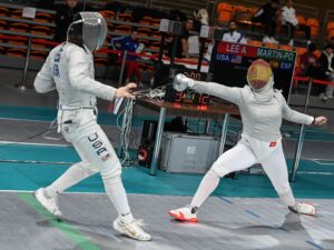 Lucía Martín gana una medalla de bronce histórica en la Copa del Mundo de Esgrima 2 medalla eva esgrima