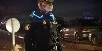 La Policía Local de Paterna estrena chalecos balísticos con led de alta visibilidad para intervenciones nocturnas