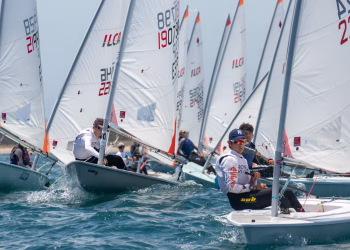 Más de 100 barcos se citan en el Trofeo Levante del Náutico de Valencia de Vela Ligera