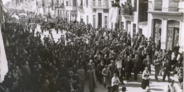 La Semana Santa Marinera celebra la gala del centenario en Las Atarazanas