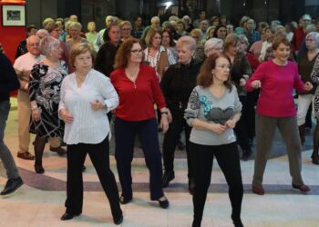 Torrent celebró San Valentín con más de 550 mayores en una tarde de música y baile