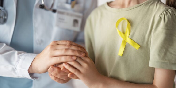 La Fe lidera en España un ensayo clínico internacional para implementar la primera línea de tratamiento en la leucemia mieloide aguda infantil 1 La Fe lidera en España un ensayo clínico internacional para implementar la primera línea de tratamiento en la leucemia mieloide aguda infantil