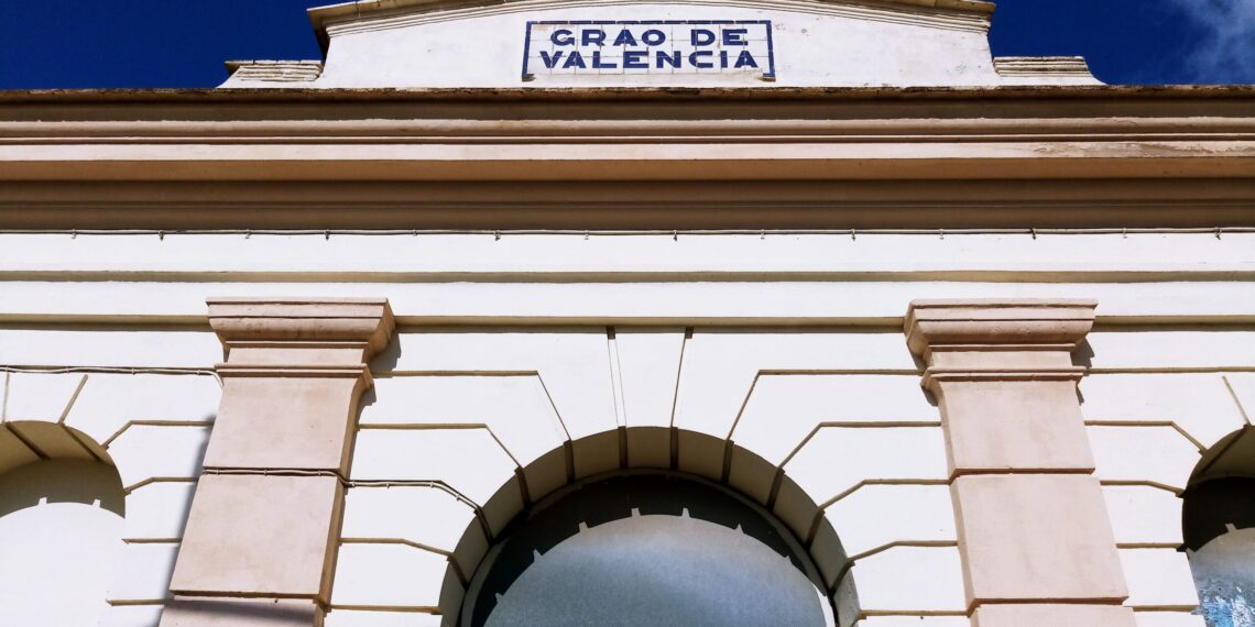 La Estación del Grao pasa a manos del Ayuntamiento de Valencia 1 La Estación del Grao pasa a manos del Ayuntamiento de Valencia