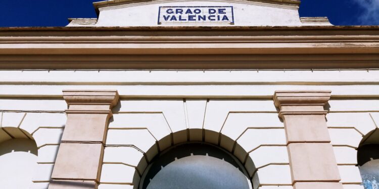 La Estación del Grao pasa a manos del Ayuntamiento de Valencia 1 La Estación del Grao pasa a manos del Ayuntamiento de Valencia
