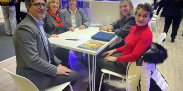 La amplia conectividad de Valenciaport se alía con el tráfico refrigerado en Fruit Logistica