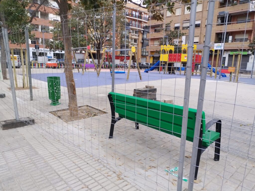 El ayuntamiento de Paiporta demoniza las ayudas de la Fundación de Amancio Ortega 3 Imagen de WhatsApp 2025 02 21 a las 13.00.20 cfc8fed2