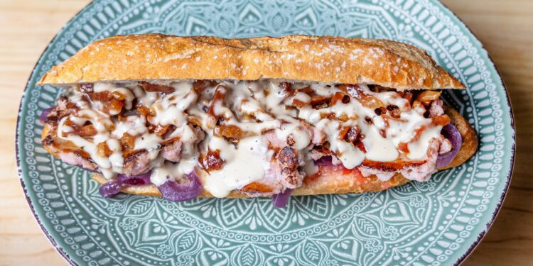 La Mesedora, ‘templo’ del almuerzo valenciano, abrirá restaurante en el Roig Arena