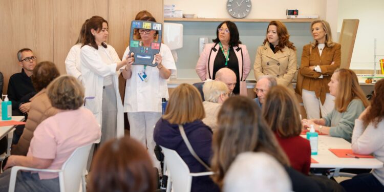 Madrid inaugura la «Escuela de Cuidadores para pacientes con ELA»