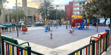 Juan Roig destina 1,5 millones para reconstruir plazas y parques en 5 poblaciones de L´Horta Sur afectadas por la dana