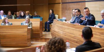 La Diputació de Valéncia impulsa la recuperación del comercio local afectado por la #DANA y reforzar la seguridad de los municipios ante futuras riadas