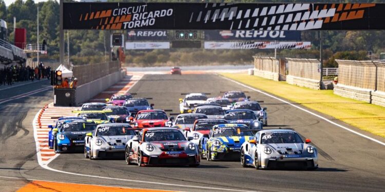 El Circuit Ricardo Tormo acoge la tercera cita del Porsche Sprint Challenge