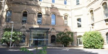 74 Vidas Silenciadas: Familiares de Fallecidos en Residencia de Alcoy Claman Justicia y Denuncian Abandono Institucional Cinco Años Después del Covid-19