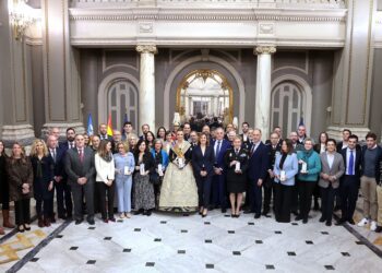 La Policía Local de Valencia condecora a 29 entidades e instituciones por su labor durante la dana