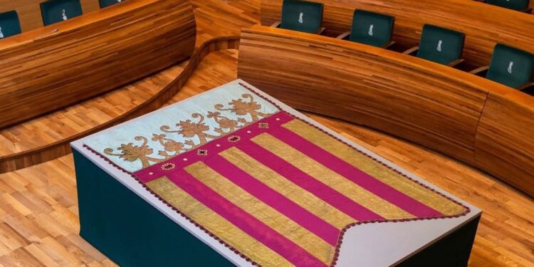 Vicent Sanz demostra que la Real Senyera denominada de Vicent Blasco Ibáñez no fon la que va cobrir el cos del noveliste