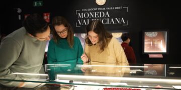 El Museu de Prehistòria galardonado por su exposición ‘Orígens’ y el catálogo ‘Moneda Ibérica’