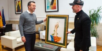 Los artistas Jesús Arrúe y Maika Sousa donan sus obras sobre la dana a la Diputación de Valencia