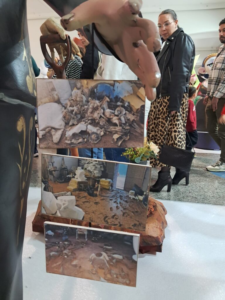 Los ninots de la Exposició del Ninot reflejan la #DANA y enfatizan la solidaridad del Pueblo frente a la inmoralidad de los políticos 4 WhatsApp Image 2025 02 16 at 18.53.13