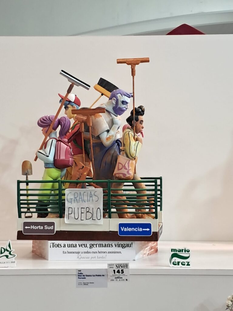Los ninots de la Exposició del Ninot reflejan la #DANA y enfatizan la solidaridad del Pueblo frente a la inmoralidad de los políticos 10 WhatsApp Image 2025 02 16 at 18.58.031