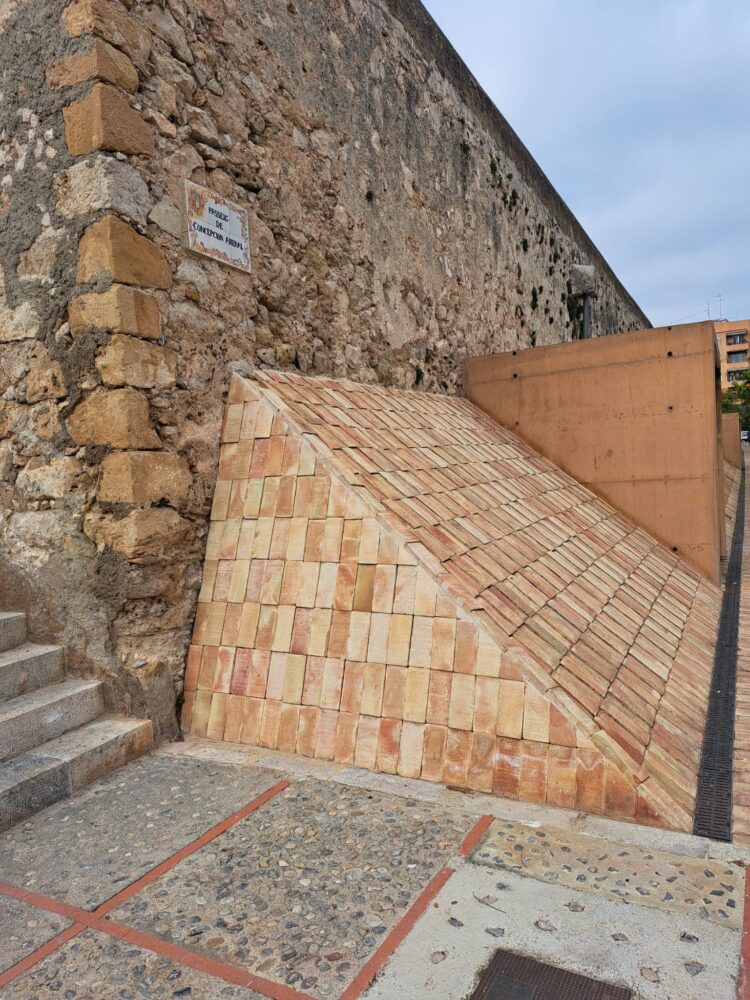 Més Avant denuncia el lamentable estado de Los Silos de Burjassot