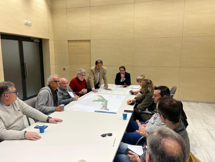 El Ayuntamiento presenta a los vecinos el nuevo proyecto del PAI de Benimaclet