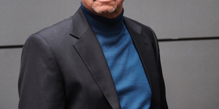 El Centre Cultural La Nau acoge un encuentro literario con el escritor Yasmina Khadra, ganador del Premio Pepe Carvalho