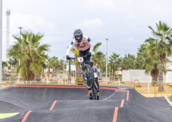 Santa Pola acoge la primera prueba de la Copa de España de Pump Track 2025