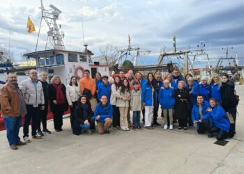 Comida de germanor fallera en Cullera entre la Falla Faro Mar Cullera y la Falla Plaça Cervantes de Paiporta