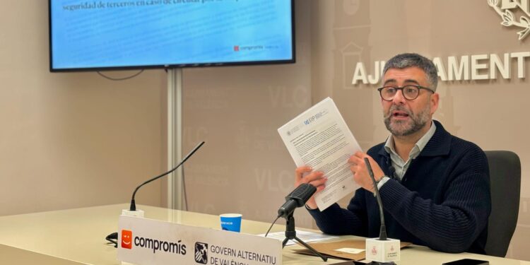 Compromís denuncia el uso de unos informes de una empresa de fertilizantes para rehabilitar las Rocas del Corpus 1 Compromís denuncia el uso de unos informes de una empresa de fertilizantes para rehabilitar las Rocas del Corpus