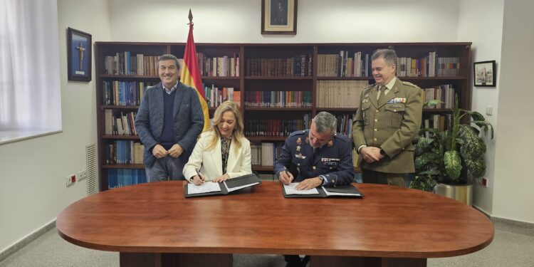 Defensa finaliza la cesión de espacios a la Consellería de Sanidad para el futuro Hospital de Crónicos y de Salud Mental 1 Defensa finaliza la cesión de espacios a la Consellería de Sanidad para el futuro Hospital de Crónicos y de Salud Mental