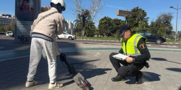 Más de mil sanciones a VMP: Valencia intensifica los controles sobre patinetes y bicicletas