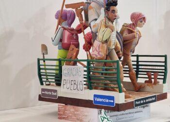 El Ninot Indultat Infantil de las Fallas 2025 homenajea a los héroes anónimos de la DANA en l’Horta Sud