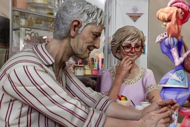 El Ninot de Convento Jerusalén realizado por Sáchez Llongo del Forn Pa i Porta ninot indultat