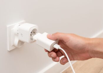 Estos son los mejores cargadores según la OCU