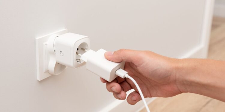 Estos son los mejores cargadores según la OCU