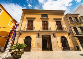 Cullera suspende la actividad educativa y cierra todas las instalaciones y edificios municipales ante la alerta roja 1 Cullera suspende la actividad educativa y cierra todas las instalaciones y edificios municipales ante la alerta roja